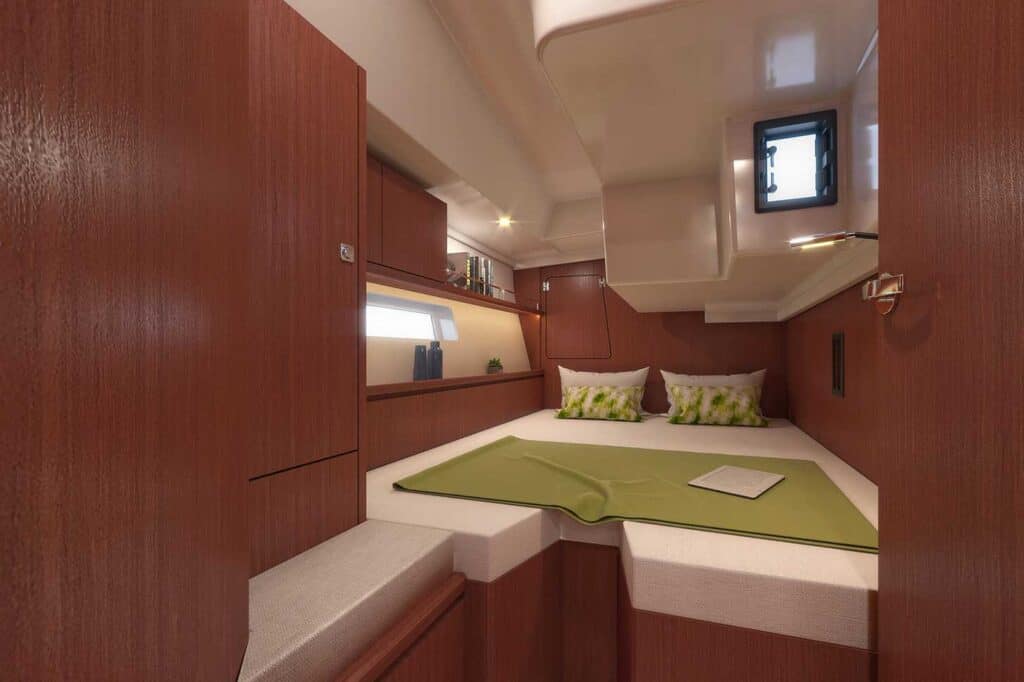 Bavaria C45 - Cabin